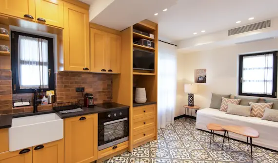 Zarnata Stone House Residence in Kardamili